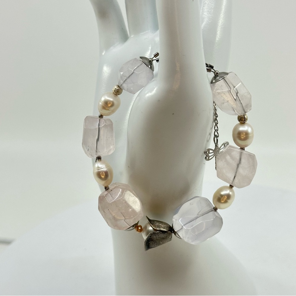 #344 New Handmade Rose Quartz & Pearls Bracelet with Antique Style Flower Cup